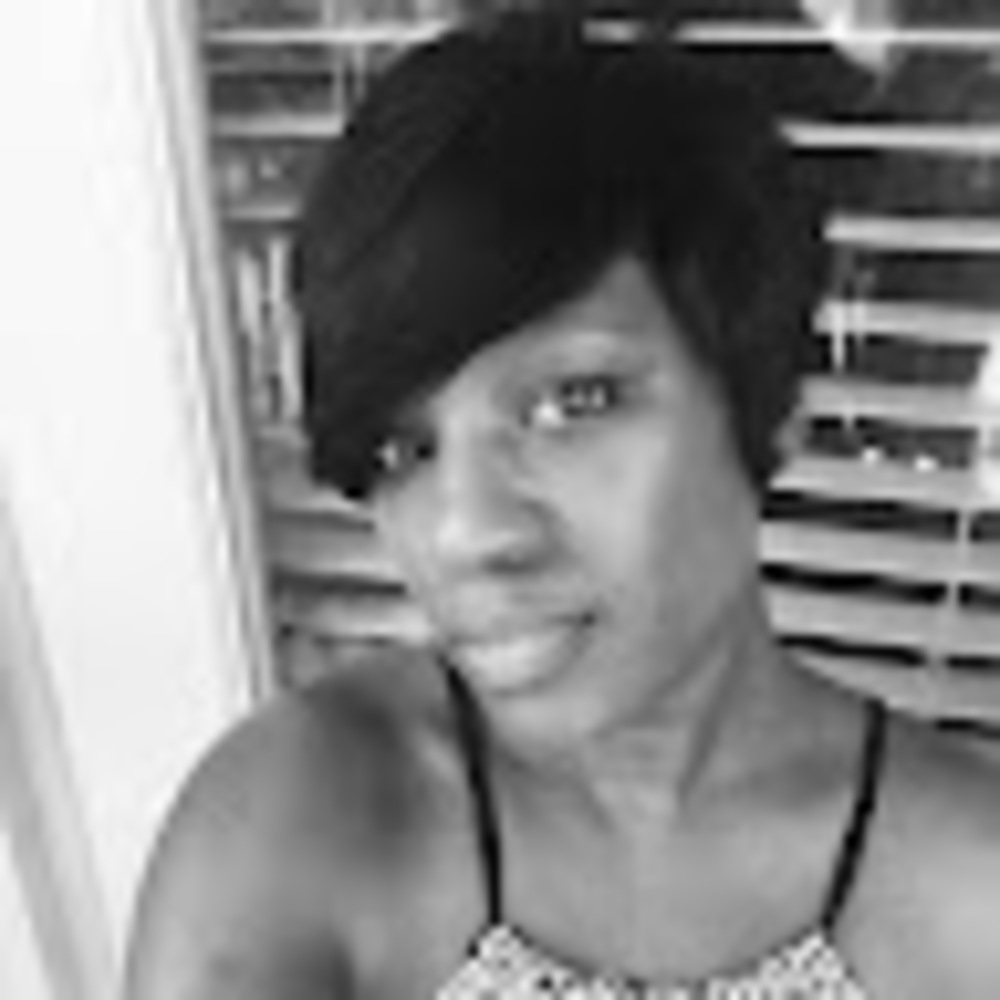 Meet your Posher, Stacy